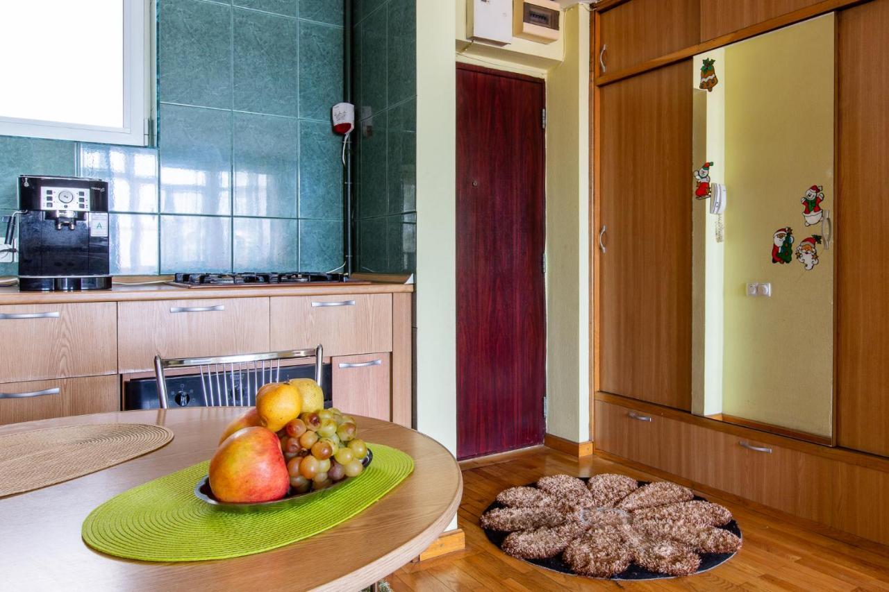 Cozy Apartment Bucharest Exterior photo